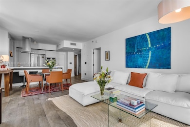 55 SE 6th St unit 3007, Miami, FL 33131 - photo 5