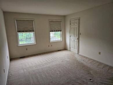 1256 Crofton Dr, Bethlehem, PA 18017 - photo 4