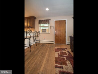 439 N 4th St, Souderton, PA 18964 - photo 6