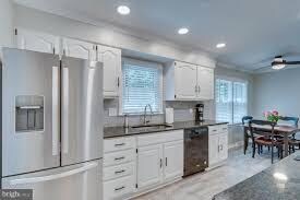 9017 Maritime Ct, Springfield, VA 22153 - photo 2