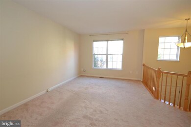 21108 Camomile Ct, Germantown, MD 20876 - photo 4