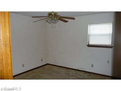 1st Bedroom.