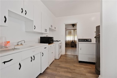 2727 Carondelet St, New Orleans, LA 70130 - photo 4