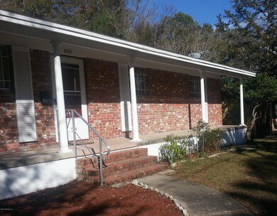 6929 Magdelena Dr, Jacksonville, FL 32210 - photo 2
