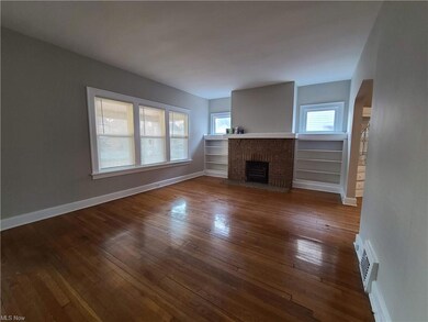 3431 Altamont Ave unit DOWN, Cleveland, OH 44118 - photo 2