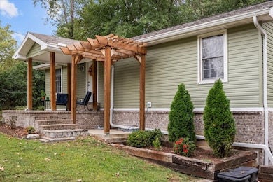 290 Rose Ave, Camden, TN 38320 - photo 4