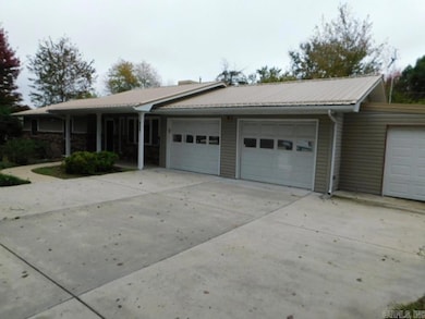 924 E 1st St, Mountain Home, AR 72653 - photo 3