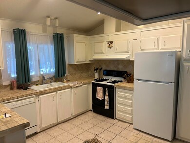 73450 Country Club Dr unit 62, Palm Desert, CA 92260 - photo 7