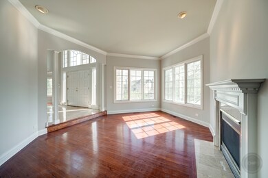 8S320 Hampton Cir unit 2, Naperville, IL 60540 - photo 7