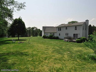 442 Curtis Corner Rd, Wakefield, RI 02879 - photo 3