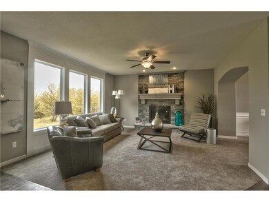 5132 Meadowlark Dr, Shawnee, KS 66226 - photo 4