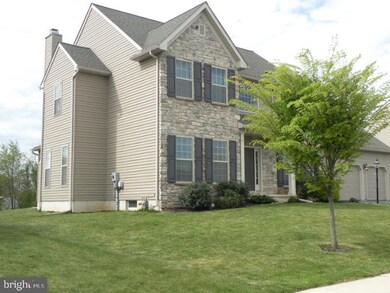 472 Royal Rd, Palmyra, PA 17078 - photo 3