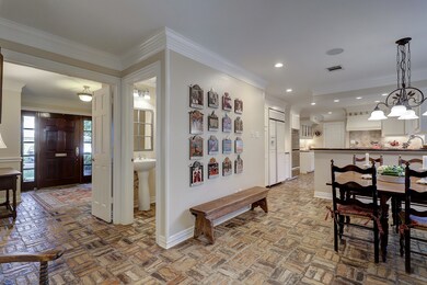 218 Southchester Ln, Houston, TX 77079 - photo 7