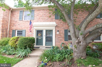 8322 Darlington St unit 463, Springfield, VA 22152 - photo 2