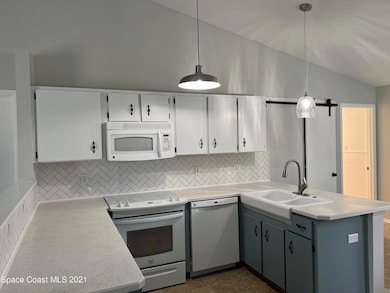 867 Parsons Cir SE, Palm Bay, FL 32909 - photo 7