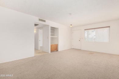 13854 N Newcastle Dr, Sun City, AZ 85351 - photo 4