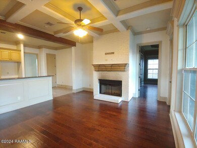 7 Living Room