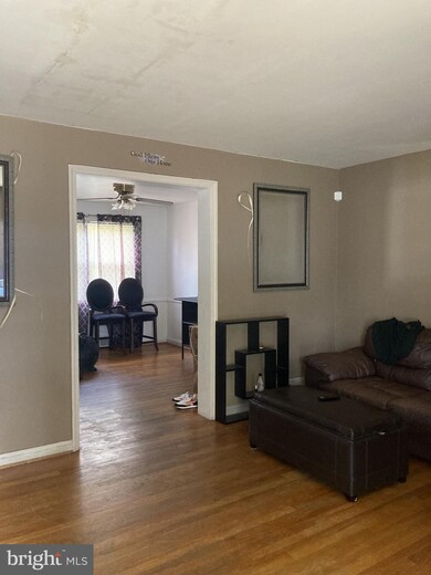 1404 Meridene Dr, Baltimore, MD 21239 - photo 2