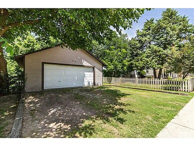 1002 S 3rd St, Rogers, AR 72756 - photo 4