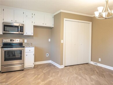 713 Brady Ave, Asheboro, NC 27203 - photo 7