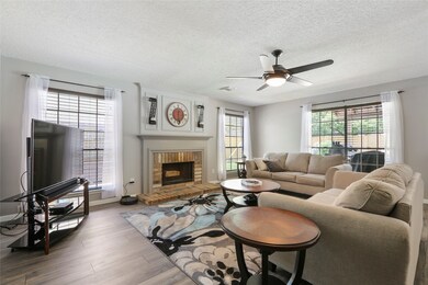 7515 Plumtree Forest Ct, Houston, TX 77095 - photo 3