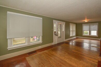 67 Maple Grove Ave (4)