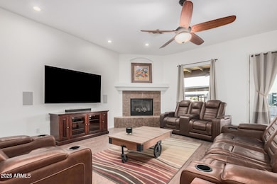 24909 W Red Robin Dr, Wittmann, AZ 85361 - photo 6