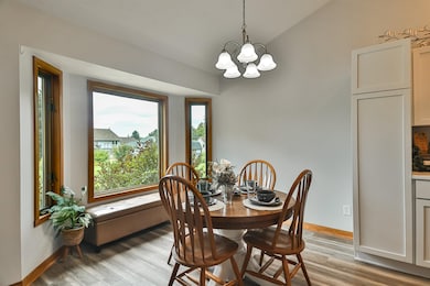 2212 Candlewick Dr SE, Poplar Grove, IL 61065 - photo 6