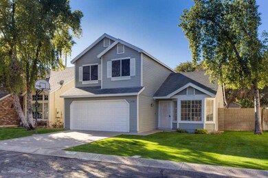 218 S Rush Cir E, Chandler, AZ 85226 - photo 2