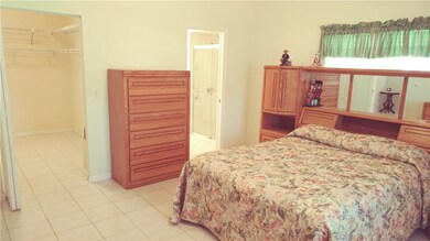 Owners quarters...did I mention a walk in closet (
