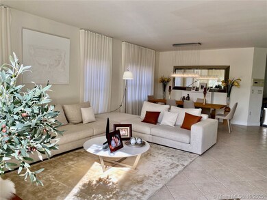 6237 NW 113th Place, Doral, FL 33178 - photo 4