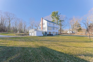 127 Glenview St, Upton, MA 01568 - photo 3