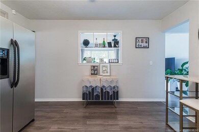 2009 Mary Lee Dr, New Albany, IN 47150 - photo 5