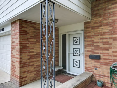 29408 Stewart Dr, North Olmsted, OH 44070 - photo 3