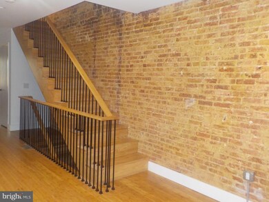 450 Pitman Place, Baltimore, MD 21202 - photo 5