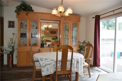 3525 Louderback Ave, Raymond, WA 98577 - photo 6