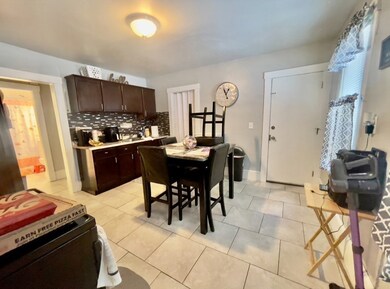 80-82 Abbe Ave, Springfield, MA 01107 - photo 4