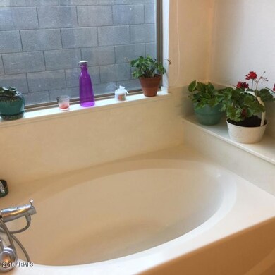 master bath 9411