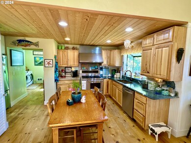 1529 Seacrest Ln, Brookings, OR 97415 - photo 7