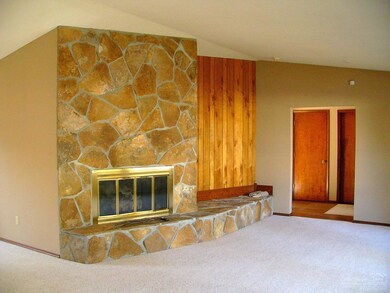unlisted-address, Bend, OR 97702 - photo 2