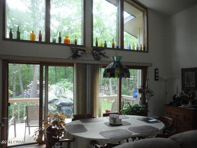 800 Whipple Tree Ct E, Lords Valley, PA 18428 - photo 5