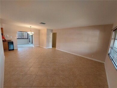7203 NW 76th St, Tamarac, FL 33321 - photo 5