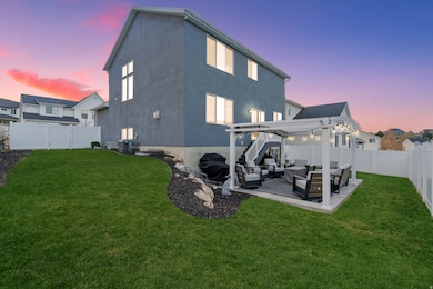 1379 E Petunia Ct, Layton, UT 84040 - photo 3