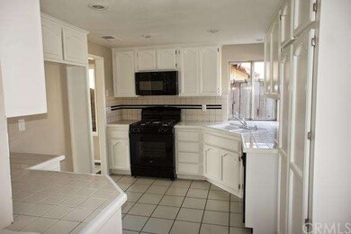 24326 Via Vargas Dr, Moreno Valley, CA 92553 - photo 2