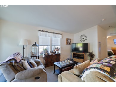 4850 Netarts Hwy W unit 6, Tillamook, OR 97141 - photo 3