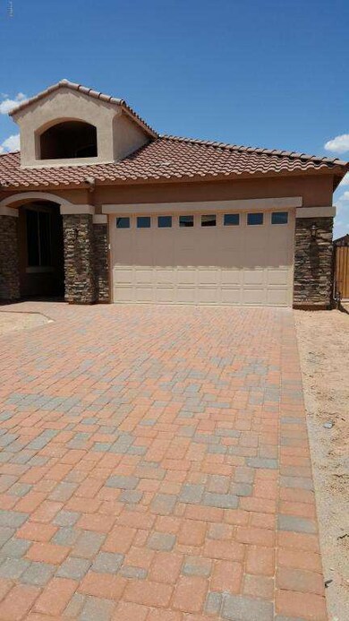 PAVER DRIVE