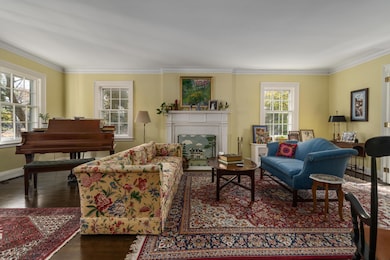 211 Preston Rd, Columbus, OH 43209 - photo 6