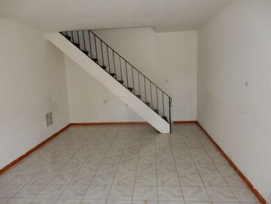 411 Sidney Ave unit 2C, Glendale Heights, IL 60139 - photo 4