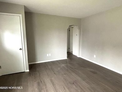 649 Midfield Dr, Maumee, OH 43537 - photo 3