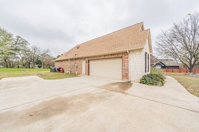 112 Amanda Ct, Boyd, TX 76023 - photo 5